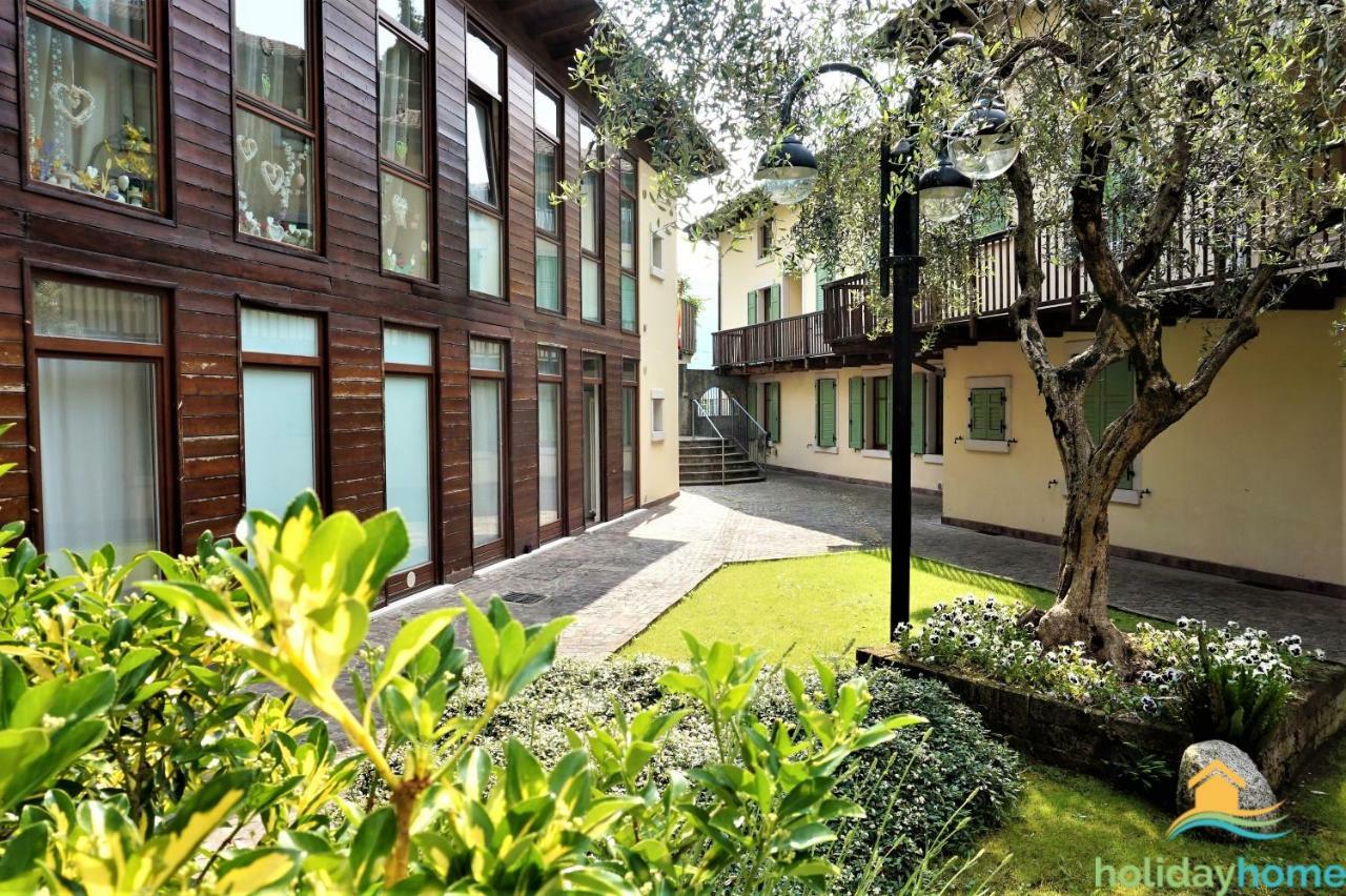 Casa Verde Riva del Garda Luaran gambar